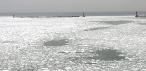 Zima w gdyńskim porcie (fot. KFP/Andrzej J. Gojke)