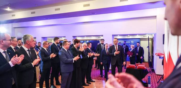 Karol Nawrocki powołał Radę Samorządu Terytorialnego przy Prezydencie RP (fot. Mikołaj Bujak/KPRP)