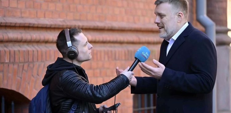 Mateusz Czerwiński i Adrian Zandberg (fot. Facebook/Razem)