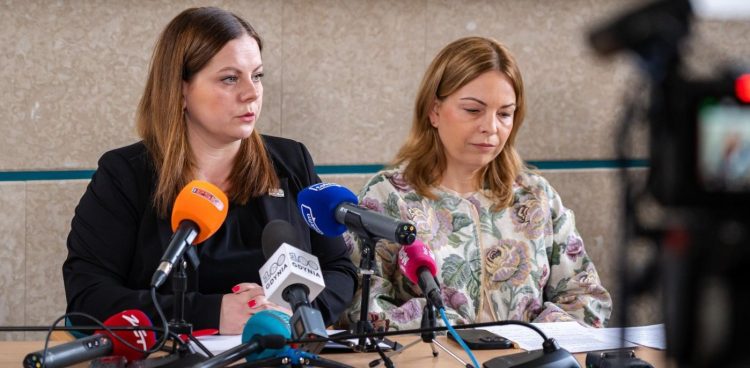 Aleksandra Kosiorek, Oktawia Gorzeńska (fot. gdynia.pl/Kamil Złoch)