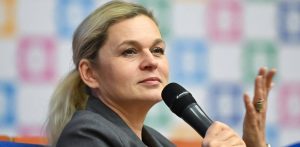 Minister edukacji Barbara Nowacka brała udział w VI Uczniowskiej Konferencji o Prawach Człowieka w Auli Wydziału Prawa i Administracji Uniwersytetu Gdańskiego, 10.02.2026 r. (PAP/Adam Warżawa)