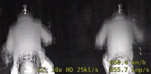 Pościg za młodymi motorowerzystami (fot. KPP Bytów)