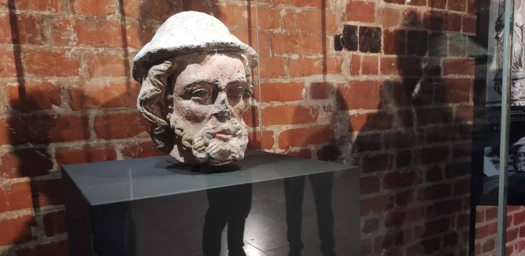 Głowa św. Jakuba Starszego w Muzeum Zamkowym w Malborku (fot. Radio Gdańsk/Mateusz Czerwiński)