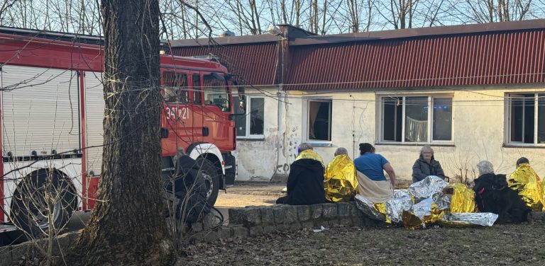 Pożar przy ul. Lelewela w Słupsku, 01.03.2026 r. (fot. Radio Gdańsk/Łukasz Kosik)
