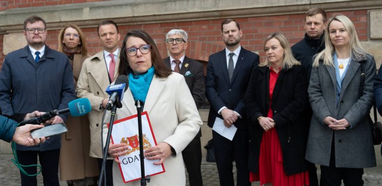 Konferencja Klubu Radnych Wszystko dla Gdańska oraz Klubu Radnych Koalicji Obywatelskiej w sprawie TPK, 26.03.2026 r. (fot. Paweł Marcinko / KFP)