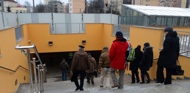 Zdjęcie archiwalne. Przejście podziemne na wysokości przystanku SKM Wzgórze św. Maksymiliana (fot. Łukasz Krzemiński / KFP)