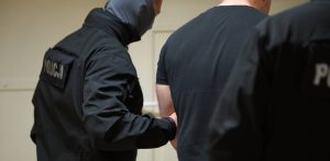 Jeden z zatrzymanych w sprawie kradzież Lexusa należącego do rodziny premiera (fot. KWP w Gdańsku)