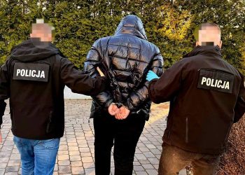 Kolejne zatrzymania w sprawie napaści pseudokibiców Lechii Gdańsk na trenujących w Kościerzynie zawodników MMA sympatyzujących z Arką Gdynia (fot. Pomorska Policja)