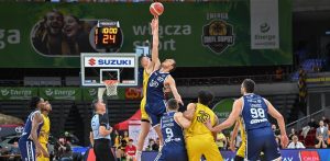 46. Derby Trójmiasta w koszykówce. Energa Trefl Sopot vs Arka Gdynia, zdjęcie archiwalne (fot. Jerzy Bartkowski / KFP)