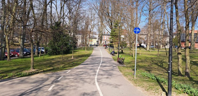 Ścieżka rowerowa, zdjęcie ilustracyjne (fot. Radio Gdańsk/Sebastian Kwiatkowski)