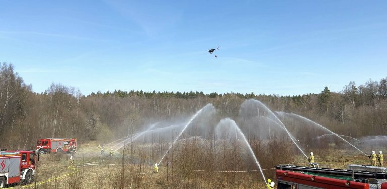 Ćwiczenia służb ratunkowych w Charnowie, 18.04.2026 r. (fot. Radio Gdańsk/Łukasz Kosik)