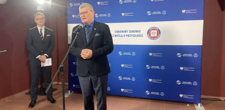 Dr Paweł Grzesiowski podczas konferencji antynikotynowej w Gdańsku, 16.04.2026 r. (fot. Radio Gdańsk/Tymon Nieśmiałek)