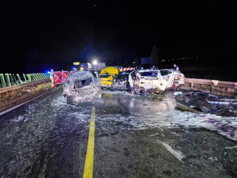 Karambol na trasie S7, zdjęcie archiwalne (fot. KW PSP Gdańsk)