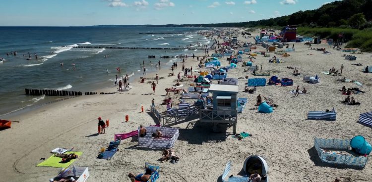 Plaża w Łebie (fot. Radio Gdańsk/Łukasz Kosik)