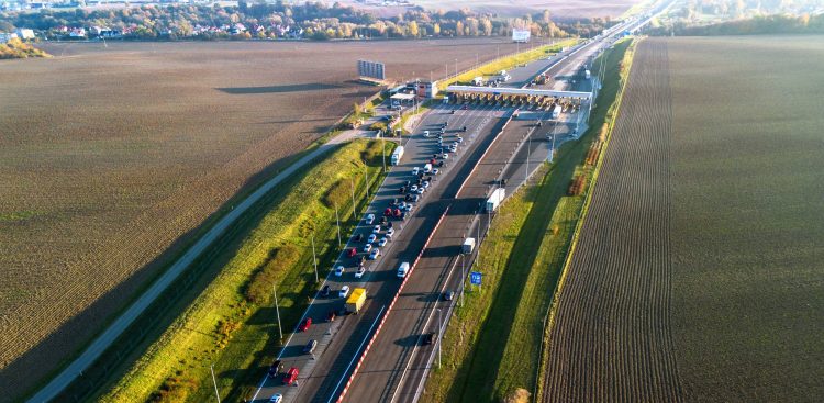 Bramki na autostradzie A1 w Rusocinie. 25.10.2024 r. (fot. Daniel Słoboda / KFP)