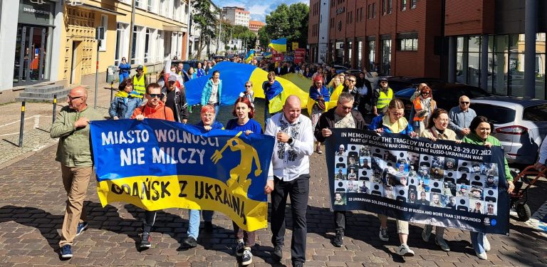 Zdjęcie archiwalne, marsz z okazji 34. rocznicy niepodległości (fot. Radio Gdańsk/Sebastian Kwiatkowski)