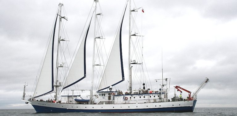 Statek badawczy Oceania