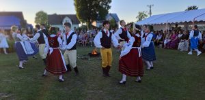 Zespół Pieśni i Tańca „Krëbane” i Teatr Obrzędu Ludowego „Zaboracy”
