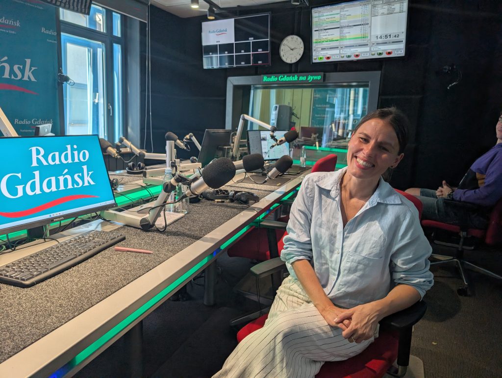 Dominika Harasim w studiu Radia Gdańsk