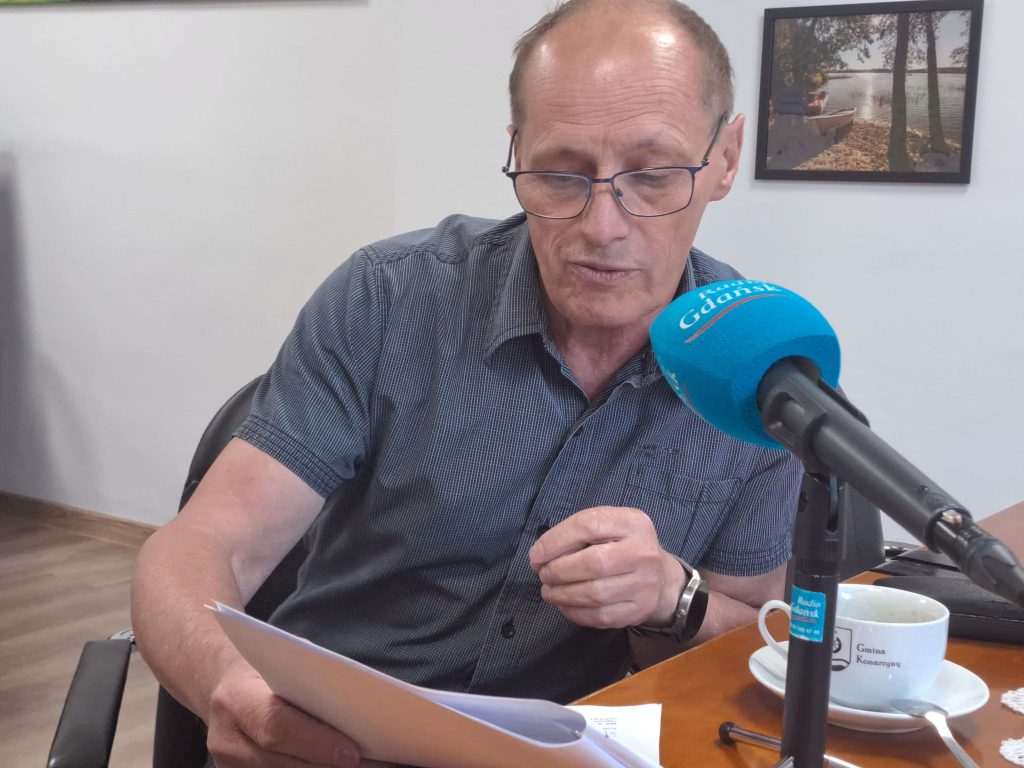 Wójt gminy Konarzyny twierdzi, że działa zgodnie z prawem