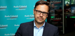 Jakub Szlachetko w studiu Radia Gdańsk