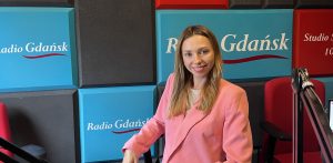 Katarzyna Filipiak, zastępca dyrektora Miejskiego Ośrodka Pomocy Rodzinie w Słupsku w Studio Słupsk Radia Gdańsk rozmawia o opiece zastępczej
