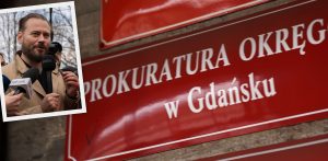 Kolaż zdjęć: na fotografii po lewej Krzysztof Stanowski, w tle tabliczka z napisem "Prokuratura Okręgowa w Gdańsku"