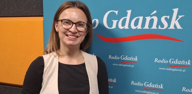 Patrycja Grzegrzółka w studiu Radia Gdańsk