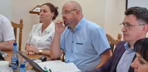 Na zdjęciu prezydium Rady Miejskiej Debrzna (od lewej) Dorota Rybicka, Adam Łukaszewski i Marcin Lemańczyk (Fot. Radio Gdańsk/Maria Sowisło)