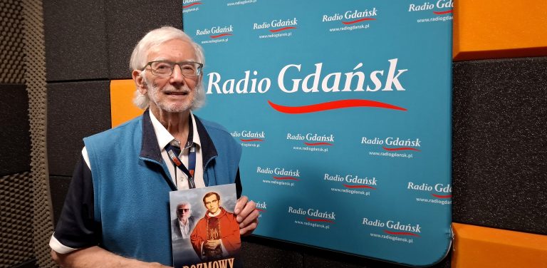 Zbigniew Jabłoński w studiu Radia Gdańsk