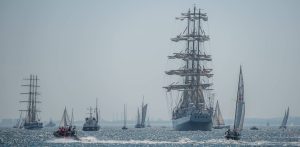 Nie odbędzie się X Żeglarska Parada Świętojańska - poinformował Pomorski Związek Żeglarski. Nz. piąta edycja parady (fot. Mateusz Ochocki / KFP)
