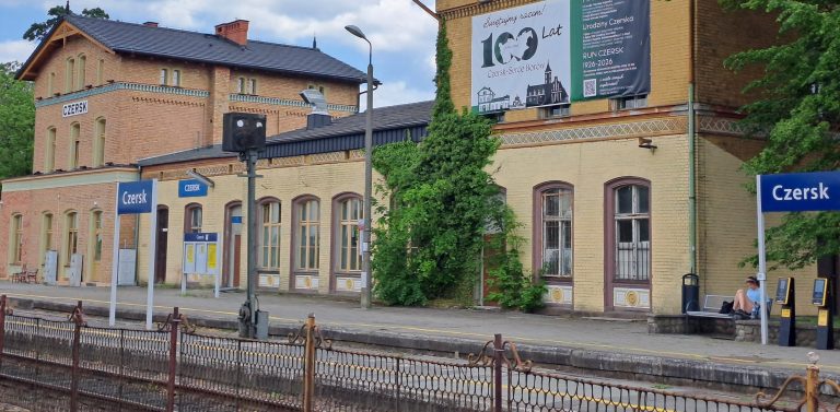 Dworzec kolejowy w Czersku (fot. Radio Gdańsk/Maria Sowisło)