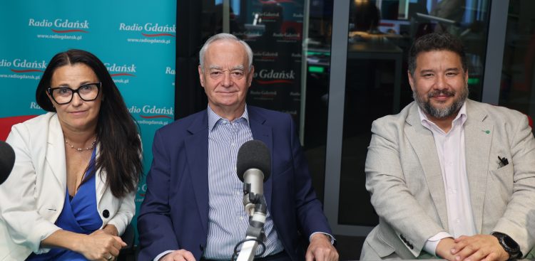Izabela Grajek-Czabajska, Zbigniew Canowiecki, Tomoho Umeda (Fot. Radio Gdańsk/Karol Pius)