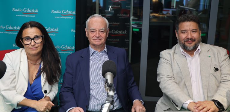 Izabela Grajek-Czabajska, Zbigniew Canowiecki, Tomoho Umeda (Fot. Radio Gdańsk/Karol Pius)
