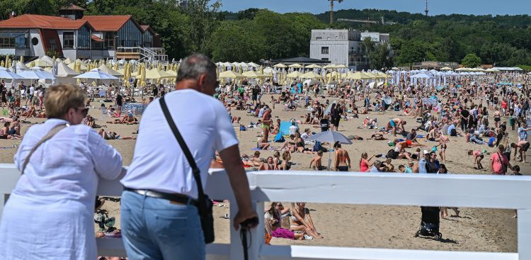 Kąpieliska w Sopocie co roku przyciągają wielu turystów