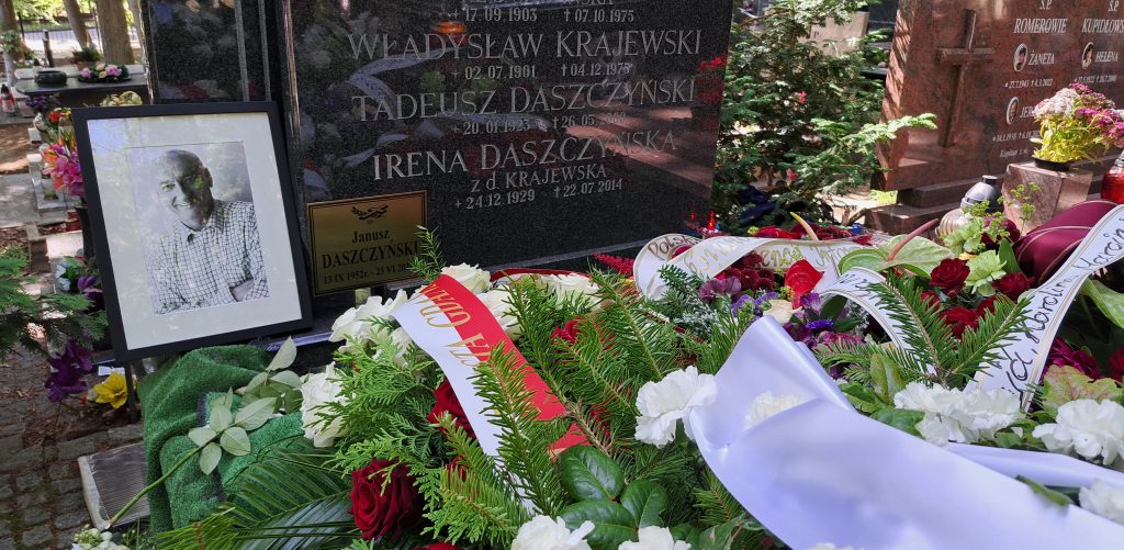 Pogrzeb Janusza Daszczyńskiego, byłego prezesa Telewizji Polskiej (TVP) na cmentarzu w Sopocie