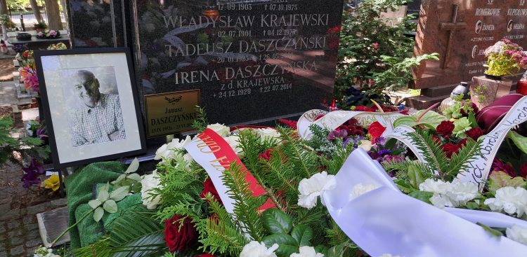 Pogrzeb Janusza Daszczyńskiego, byłego prezesa Telewizji Polskiej (TVP) na cmentarzu w Sopocie
