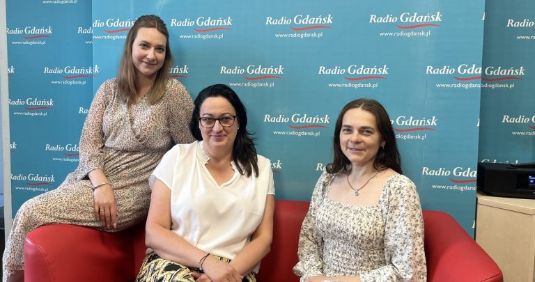 Nicola Regosz i Katarzyna Nowaczek z Caritas Archidiecezji Gdańskiej oraz Svitlana w Radiu Gdańsk