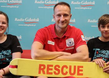 Gościem Twórczych Dzieciaków był ratownik WOPR, Tomasz Ostrowski (Fot. Radio Gdańsk/Karol Pius)