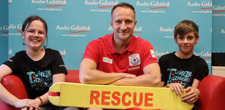 Gościem Twórczych Dzieciaków był ratownik WOPR, Tomasz Ostrowski (Fot. Radio Gdańsk/Karol Pius)