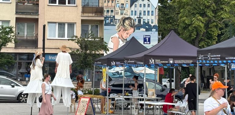 SALWA ożywiła słupski Stary Rynek. (Fot. Radio Gdańsk/Joanna Merecka-Łotysz)
