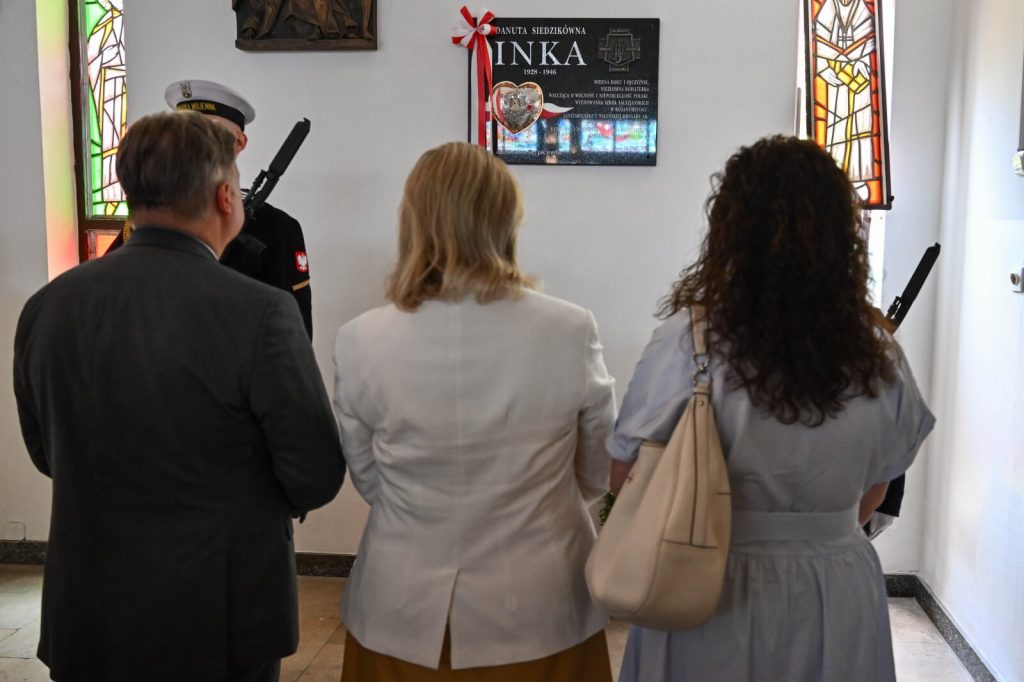 Odsłonięcie Serca Dla Inki w Rumi