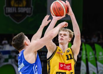 Estończyk, Kasper Suurorg przenosi się z Energi Trefla Sopot do AMW Arki Gdynia.
