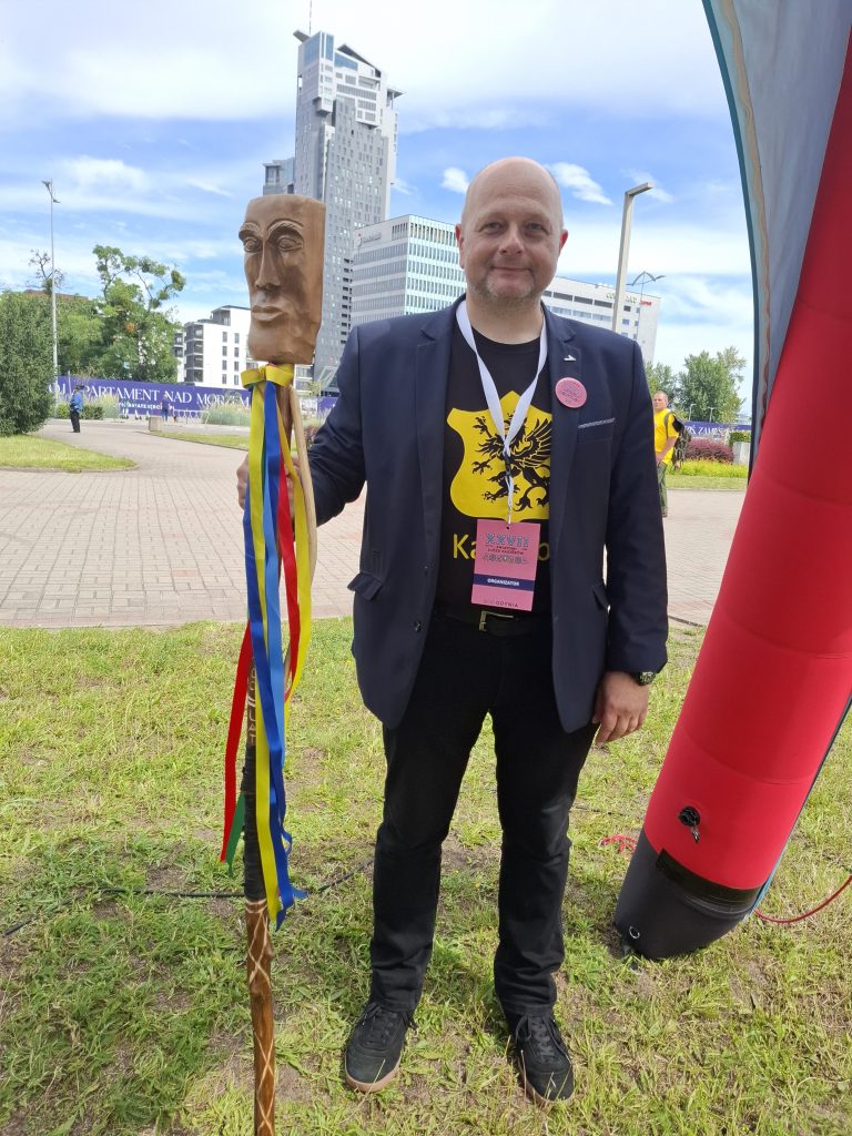 Na zdjęciu jest Andrzej Busler