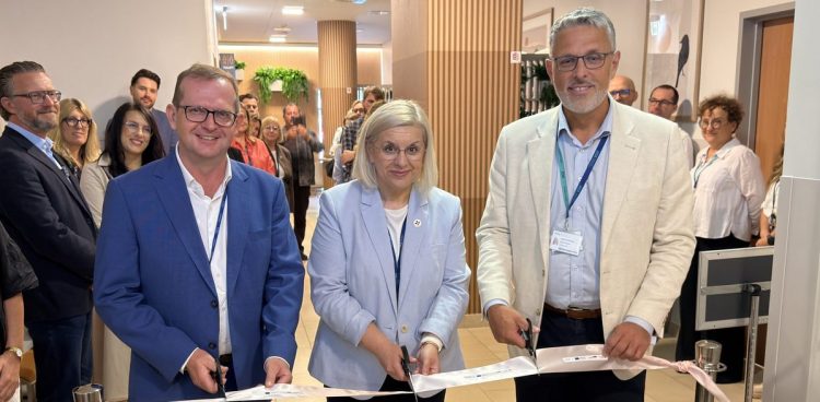 Uniwersyteckie Centrum Medyczne - otwarcie po remoncie przestrzeni dla pacjentów onkologicznych