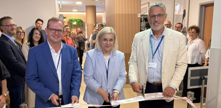 Uniwersyteckie Centrum Medyczne - otwarcie po remoncie przestrzeni dla pacjentów onkologicznych