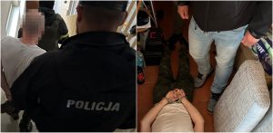 Kolaż dwóch zdjęć przedstawiających zatrzymanie mężczyzny przez policję. Po lewej stronie: widok od tyłu na policjanta w ciemnej kurtce z dużym, szarym napisem „POLICJA”, eskortującego po schodach mężczyznę w jasnym t-shircie z rozmazaną twarzą. Po prawej stronie: ujęcie z góry na zatrzymanego leżącego na brzuchu na podłodze w pokoju, z rękami skutymi z tyłu kajdankami, obok którego stoi funkcjonariusz w cywilnym ubraniu (jeansach i sportowych butach). Funkcjonariusze Komendy Wojewódzkiej Policji w Gdańsku zatrzymali poszukiwanego listem gończym. 49-latek został skazany przez Sąd Rejonowy w Słupsku na 2,5 roku pozbawienia wolności za seksualne wykorzystanie małoletniej