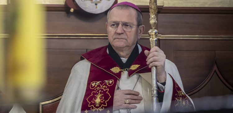 Arcybiskup Tadeusz Wojda ostrzega przed nadużyciami przy sprawowaniu pogrzebów i asystowaniu przy małżeństwach przez duchownych Kościoła Polskokatolickiego