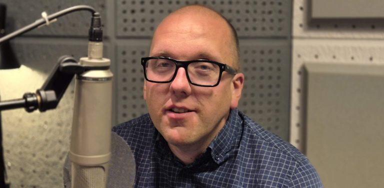 Dr Daniel Czerwiński opowiedział o fenomenie Gdyni, cieniach wojny, stratach i pamięci w 100-lecie miasta