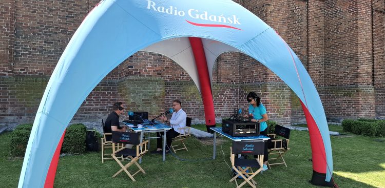 Mobilne studio Radia Gdańsk w Kwidzynie (fot. Radio Gdańsk/Radosław Borowiec)